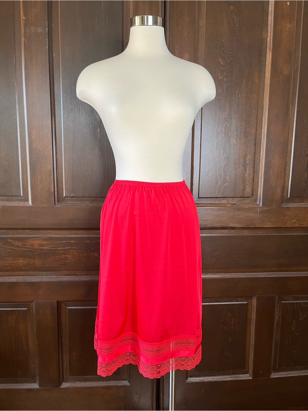 Vanity Fair Red Lace Trim Half Slip Skirt Antron Nylon Vintage Size S Made USA